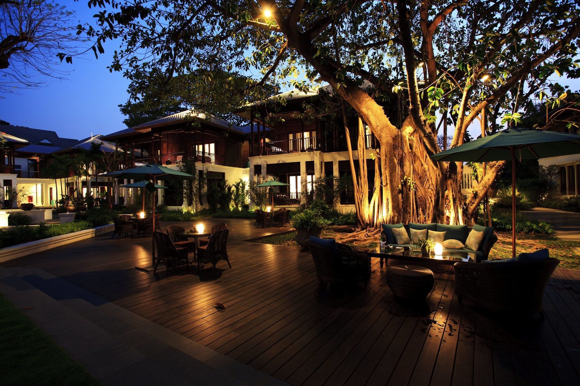 137 Pillars House Hotel Чиангмай Екстериор снимка